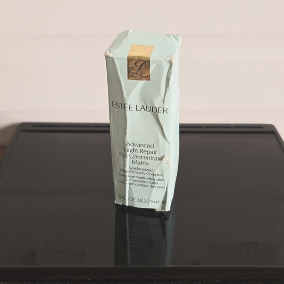 ESTEE LAUDER | ADVANCED NIGHT REPAIR EYE CONCENTRATE MATRIX - Picture 2 of 8